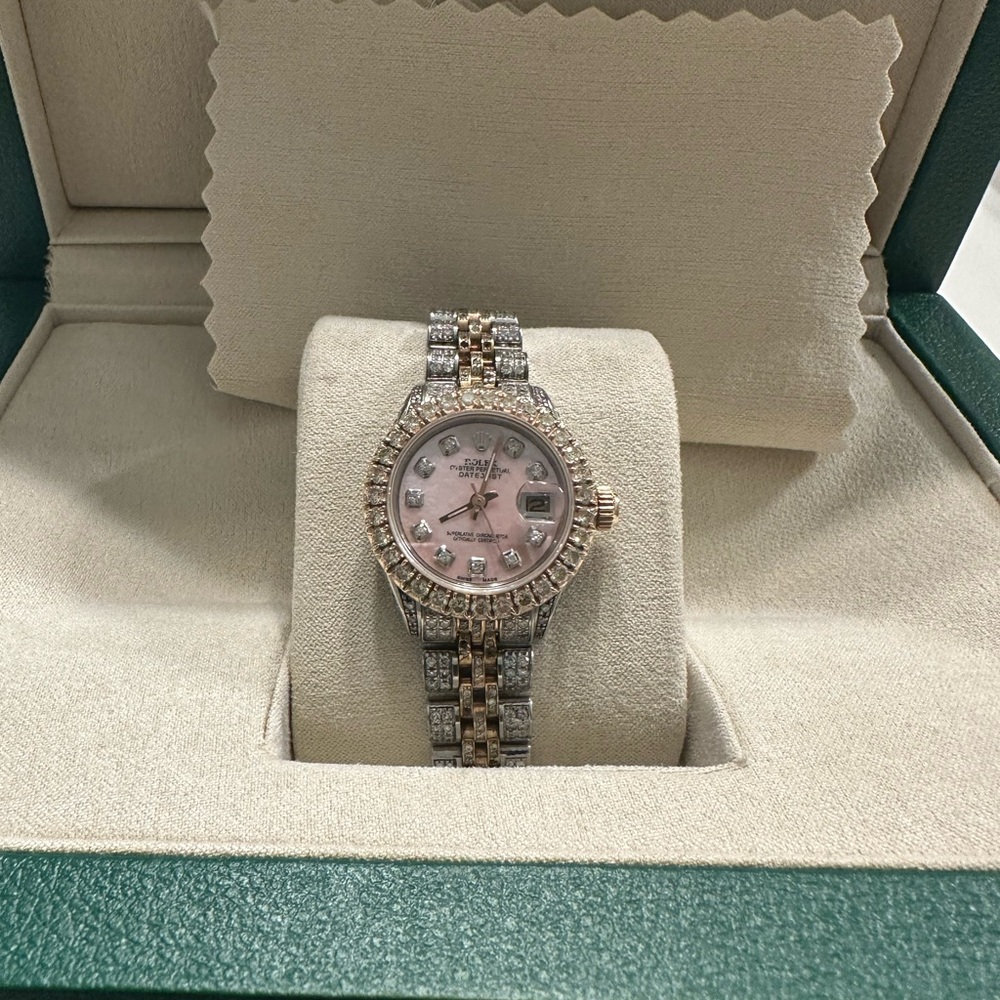 26mm women’s Rolex bust down watch - oyster pearl dial with diamonds bezel - Picture 2 of 16